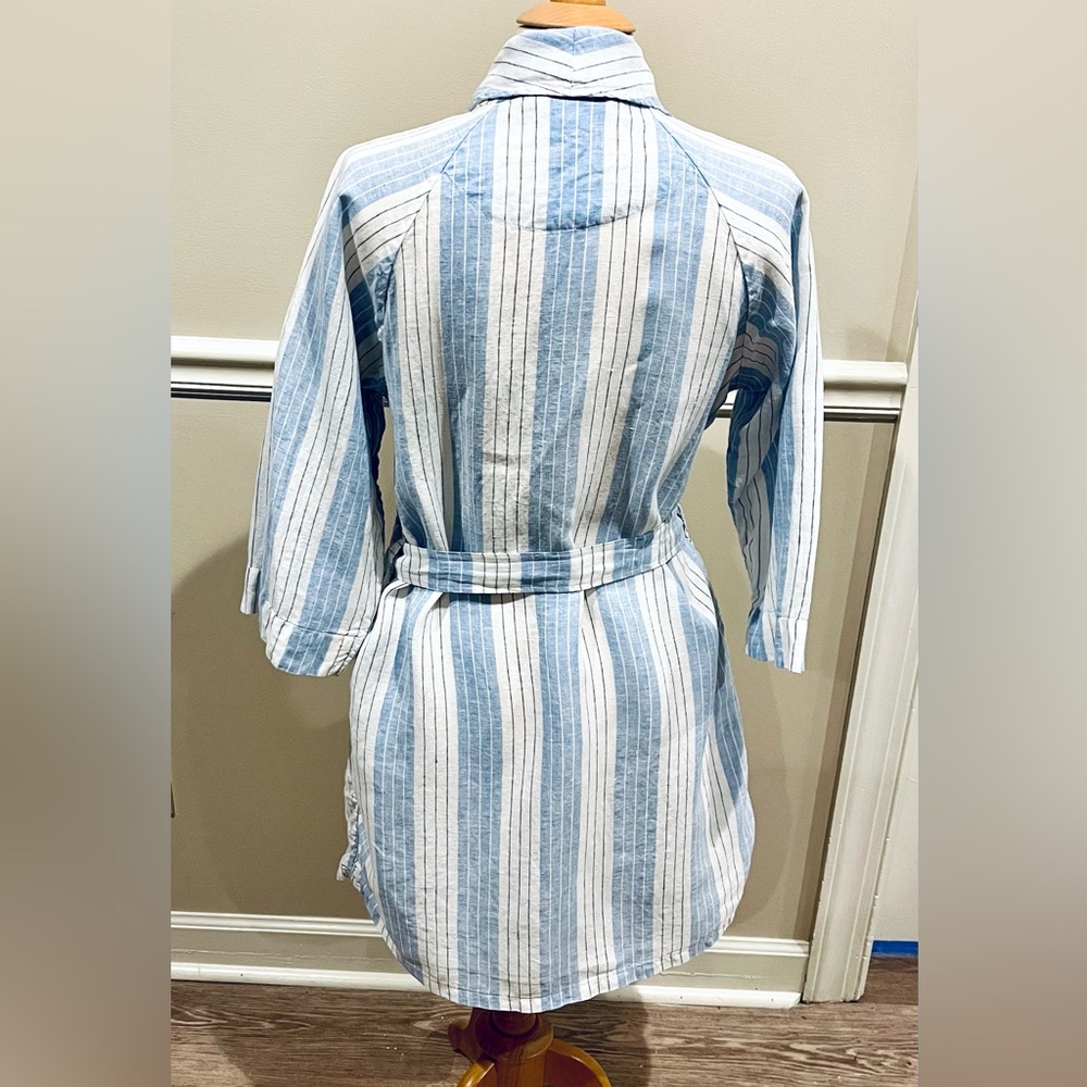 Serena & Lily Porto Linen Robe - Picture 4 of 6